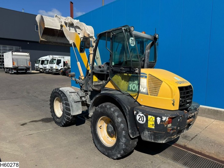 Komatsu WA 100 M-6